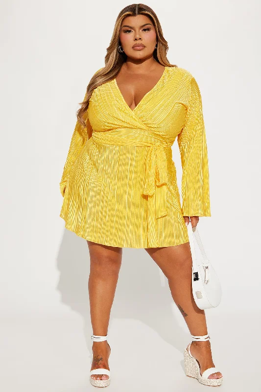 Ciara Plisse Mini Dress - Yellow