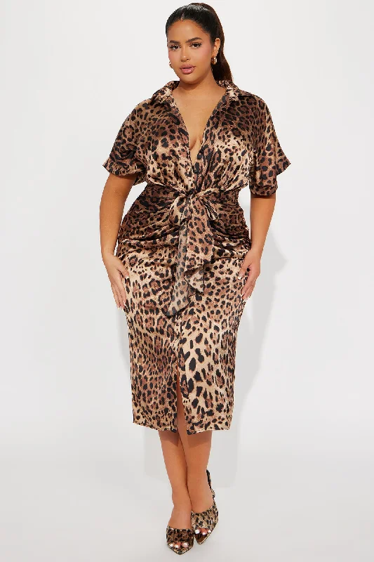 Make Me Roar Short Sleeve Midi Dress - Leopard