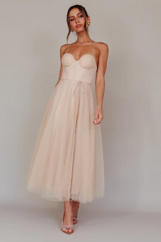 Smitten Sweetheart Neckline Chiffon Midi Dress Champagne