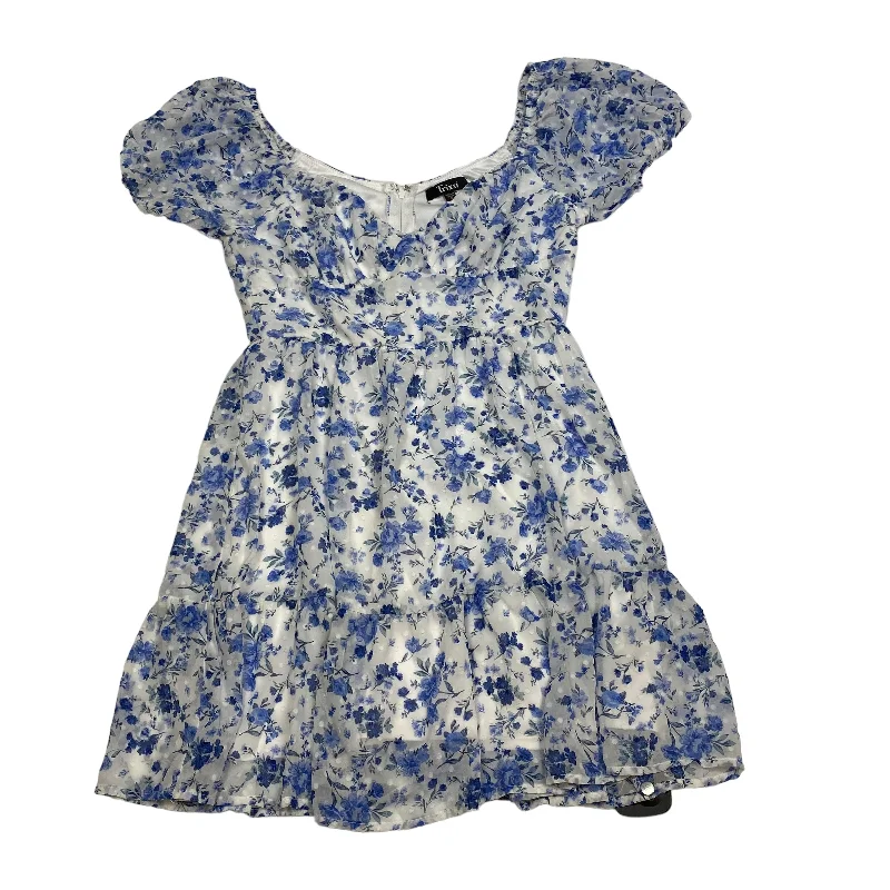 Blue & White Dress Casual Short Trixxi, Size S