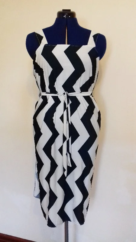 Green White Zig Zag Grecian Dress